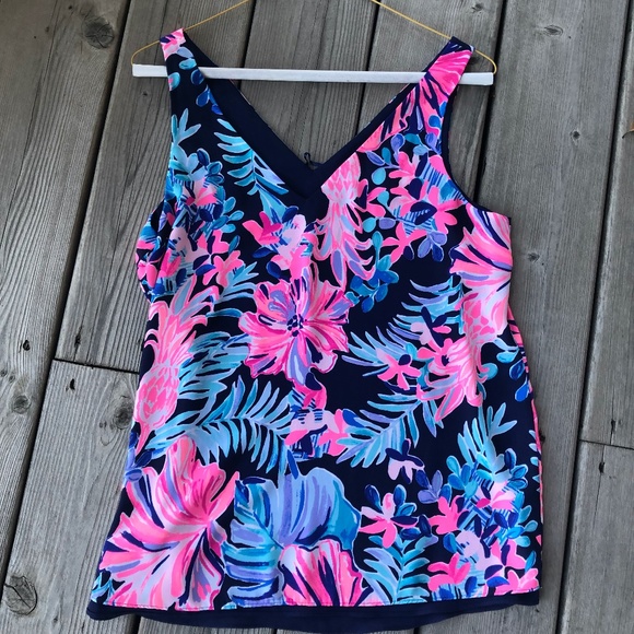 Lilly Pulitzer Tops - NWOT REVERSIBLE Lilly Pulitzer Top